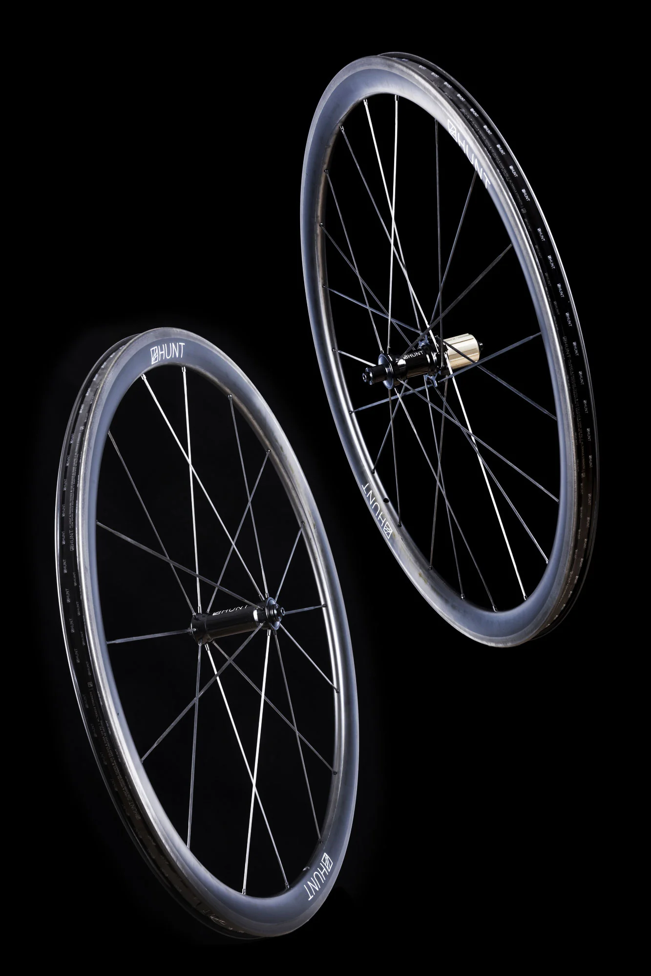 HUNT 36 UD Carbon Spoke Wheelset - Image 11