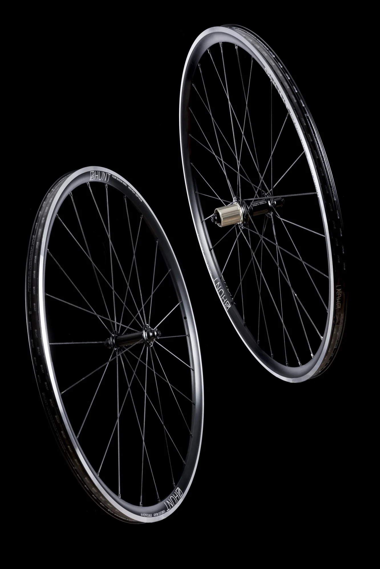 HUNT 4 Season Aero Wheelset - Image 15