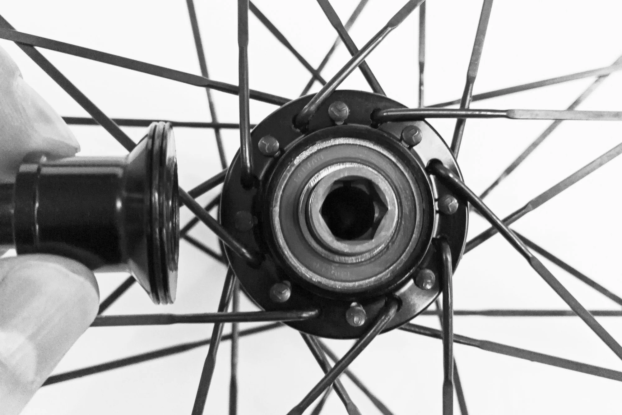 HUNT 4 Season Aero Wheelset - Image 4