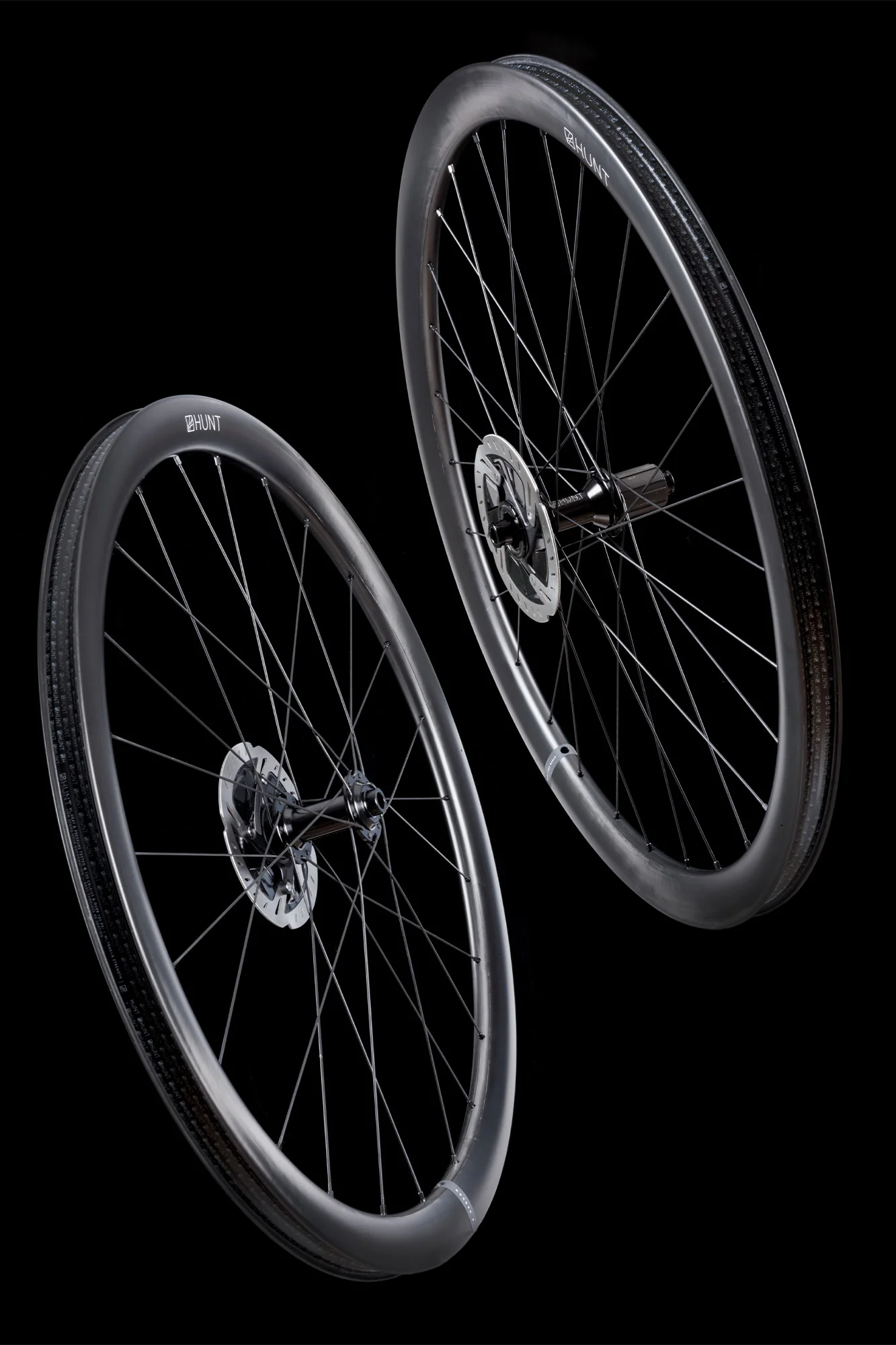 HUNT 4 Season Carbon Dura Wheelset - Image 12