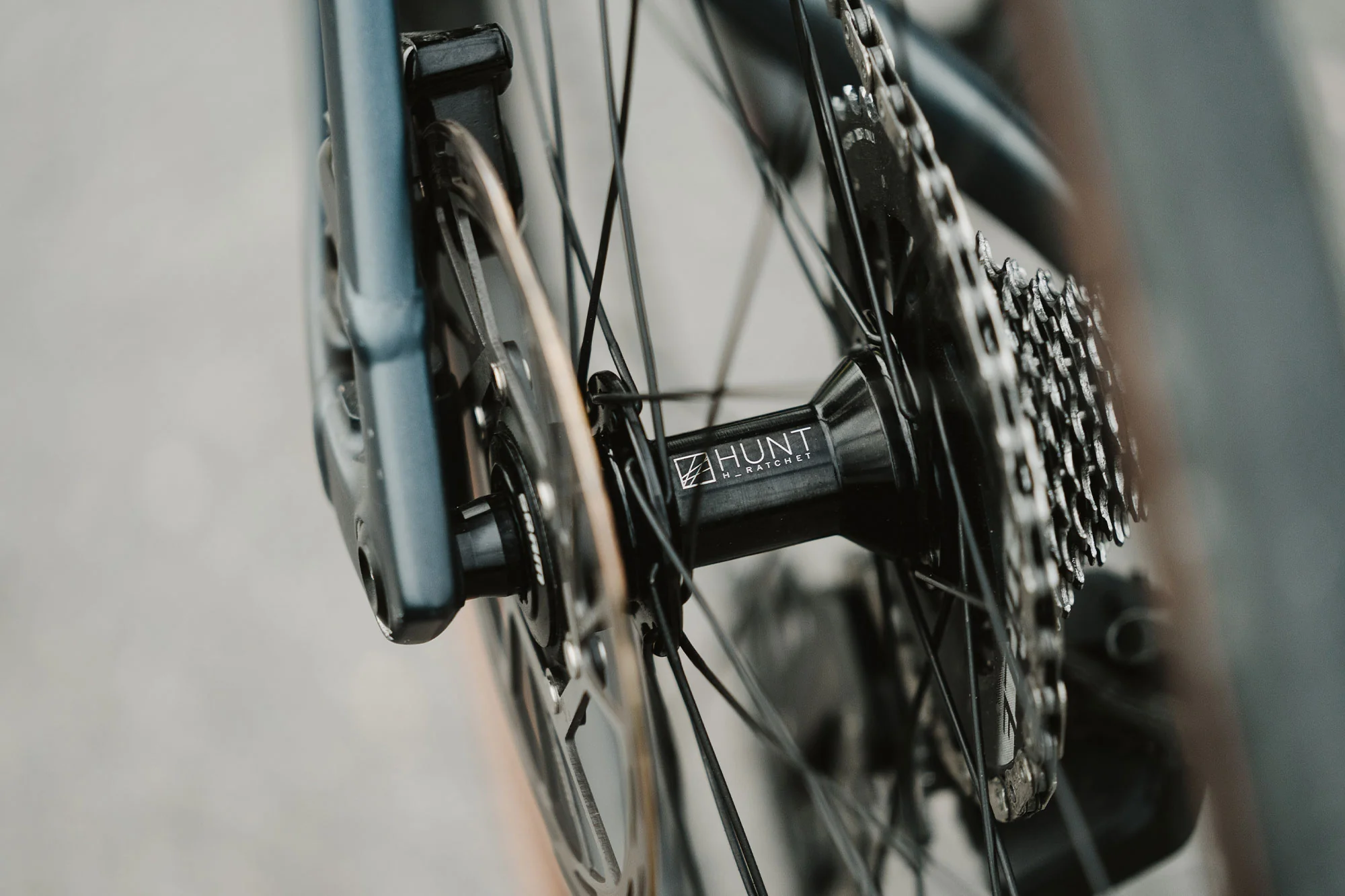 HUNT 4 Season Carbon Dura Wheelset - Image 3