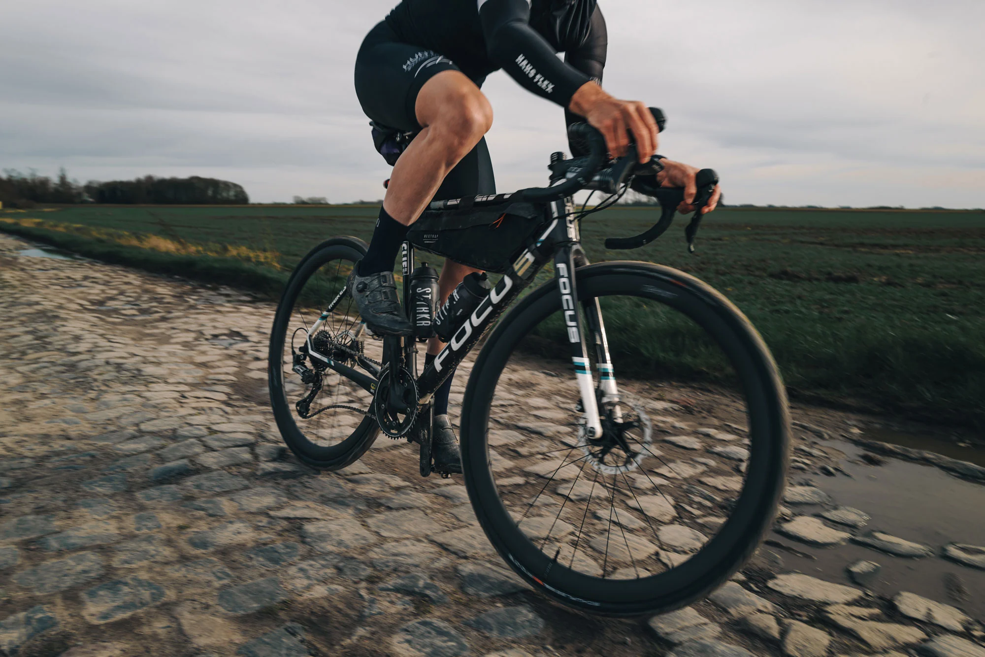 HUNT 40 Carbon Disc Wheelset - Image 4