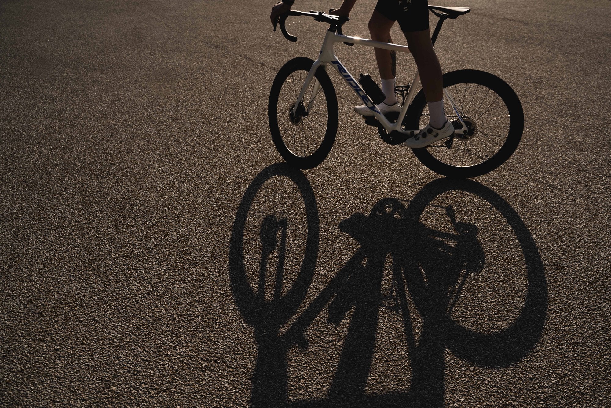 HUNT 44 Aerodynamicist Carbon Disc Wheelset - Image 8