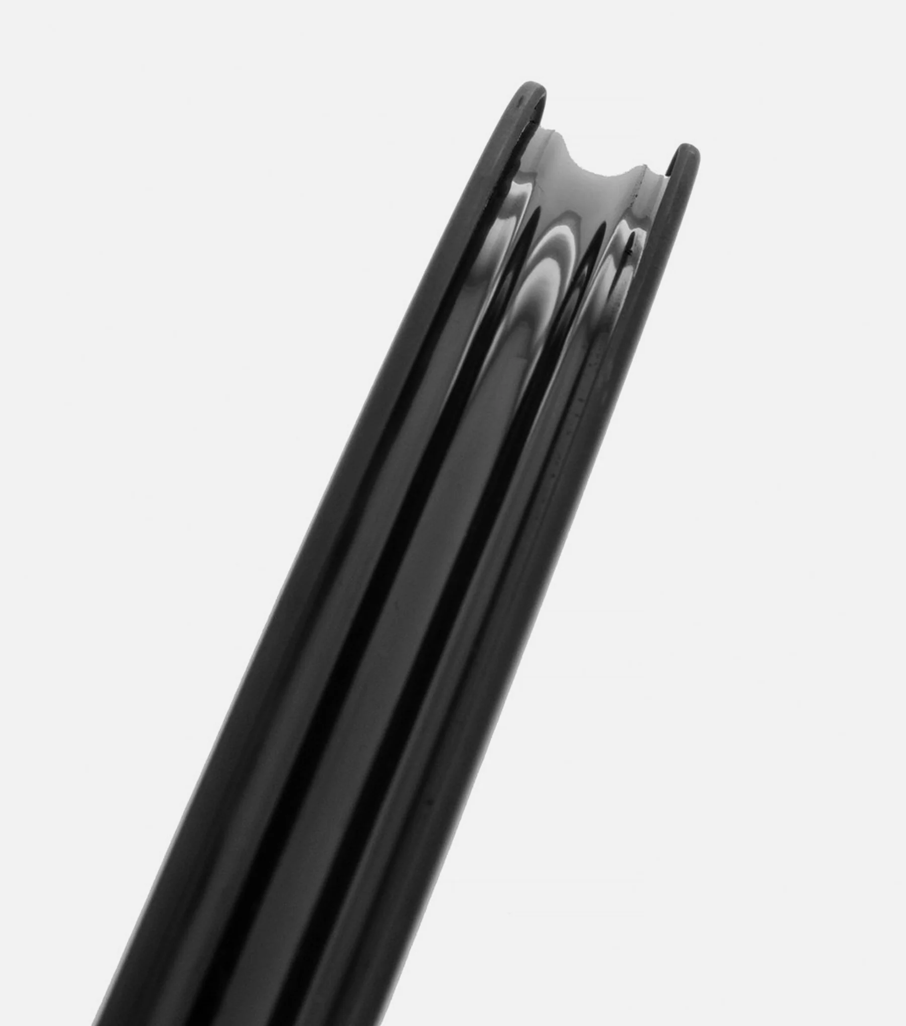 HUNT 44 Aerodynamicist Carbon Disc Wheelset | Previous Model IC266 - Image 9