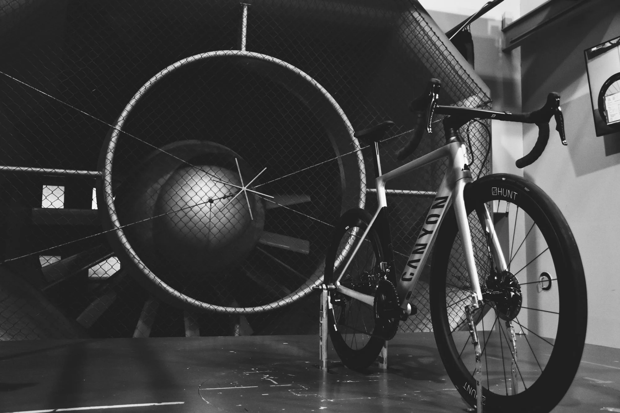 HUNT 48 Limitless Aero Disc Wheelset - Image 11