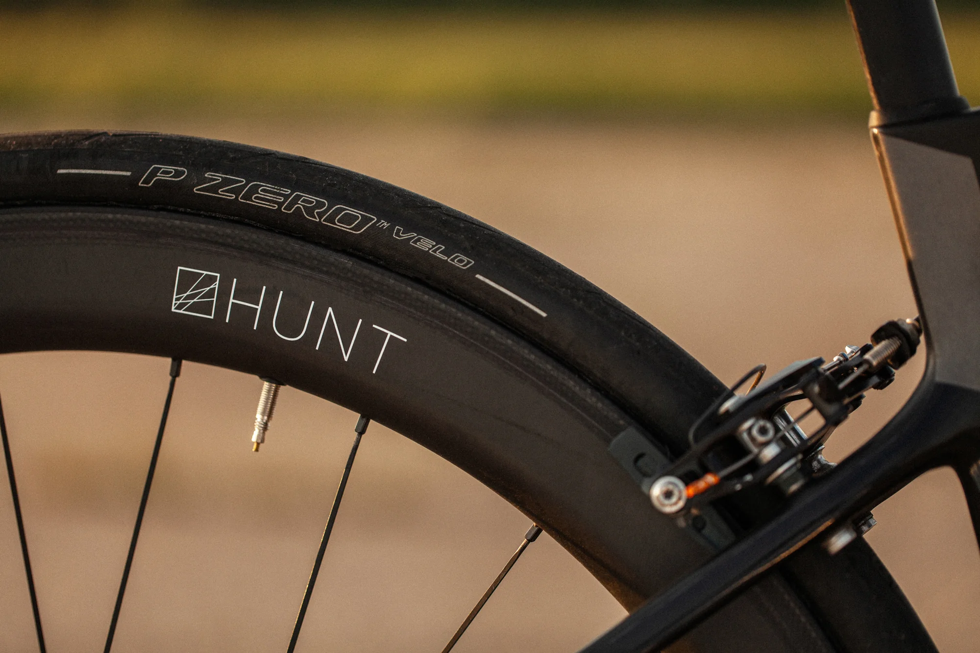 HUNT 50 Carbon Wide Aero Wheelset - Image 8