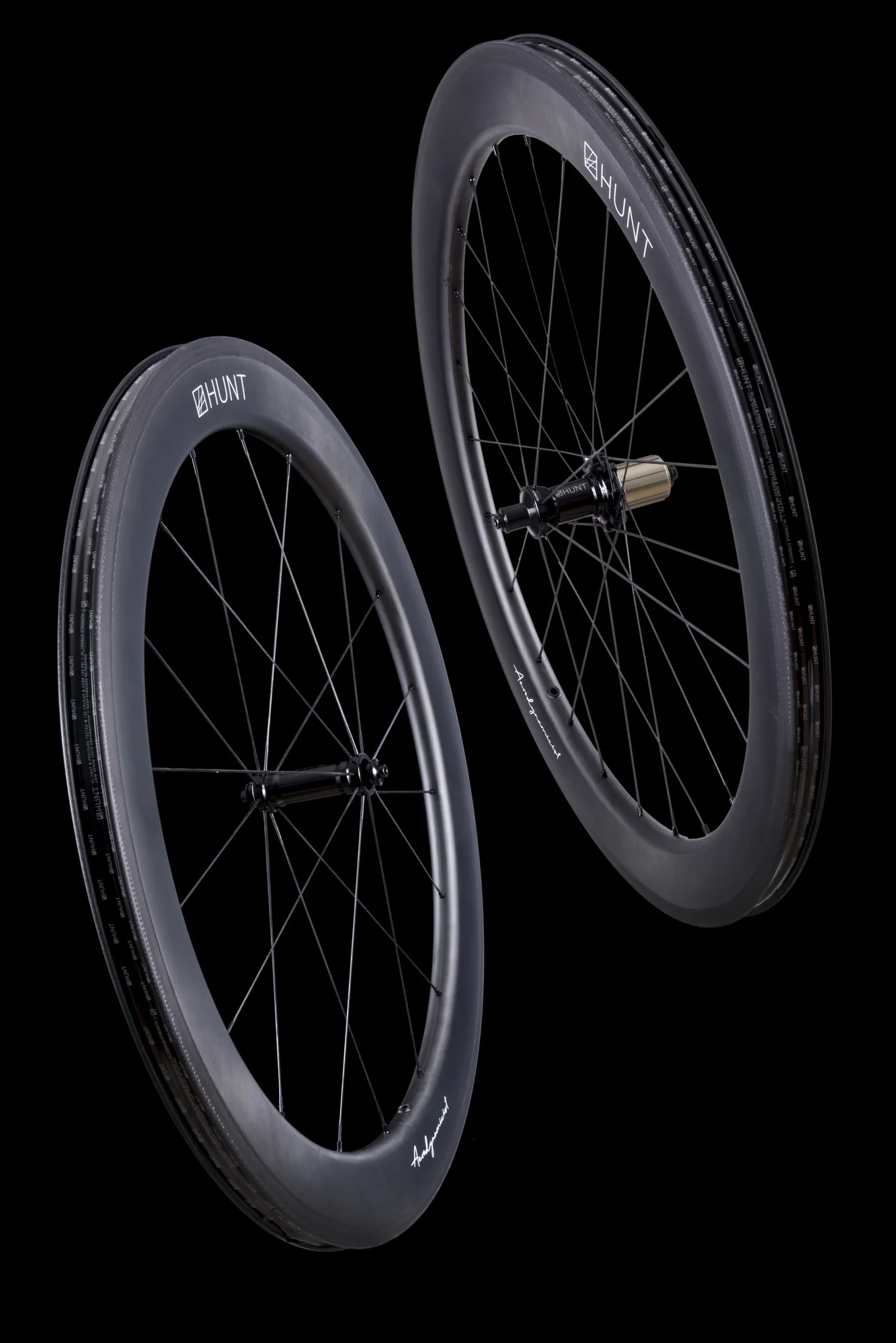 HUNT 62 Carbon Aerodynamicist Wheelset - Image 15