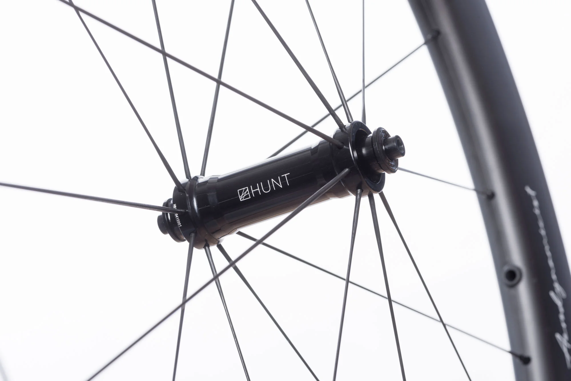 HUNT 62 Carbon Aerodynamicist Wheelset - Image 4