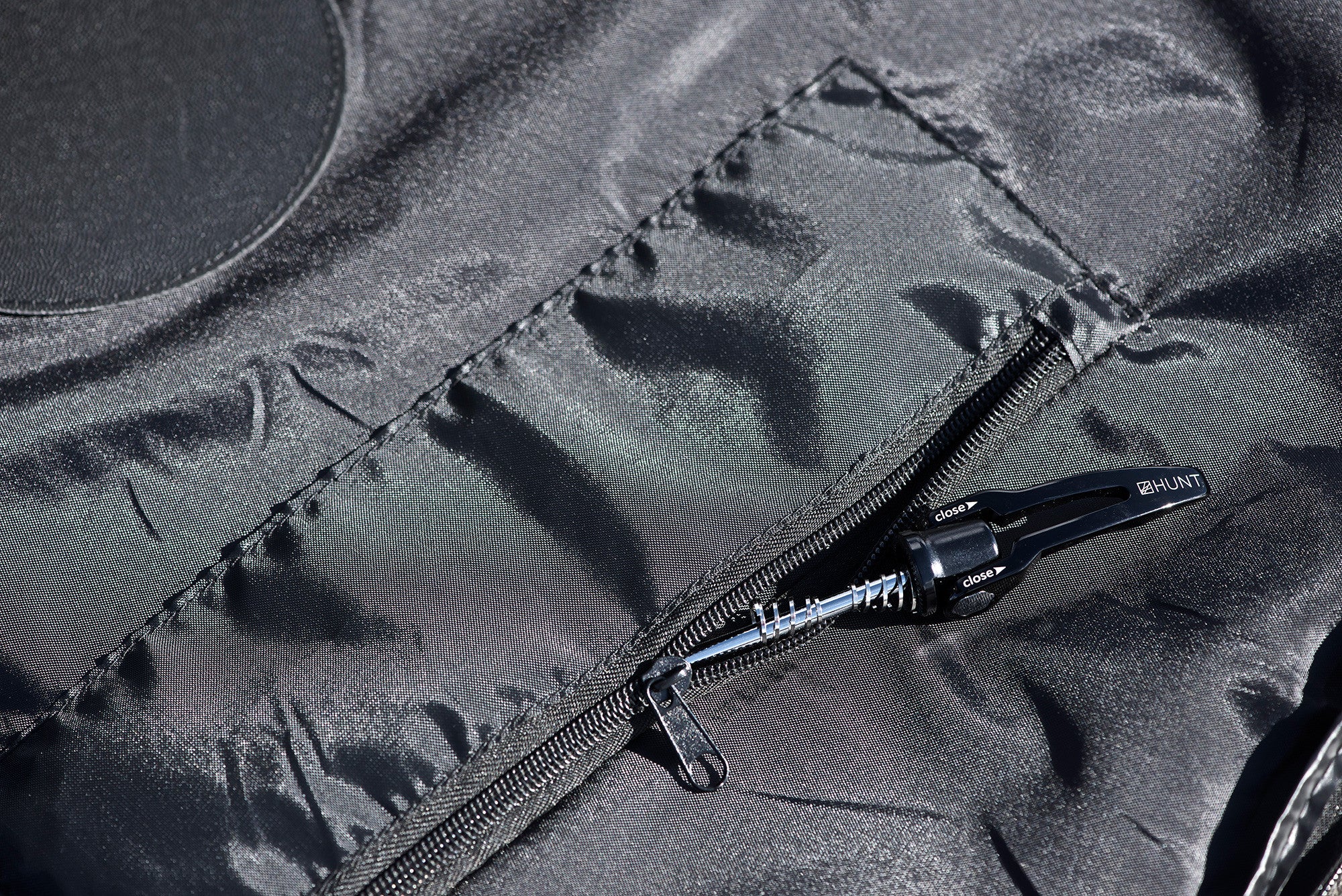 HUNT Race Season Padded Single Bicycle Wheel Bag - Image 3