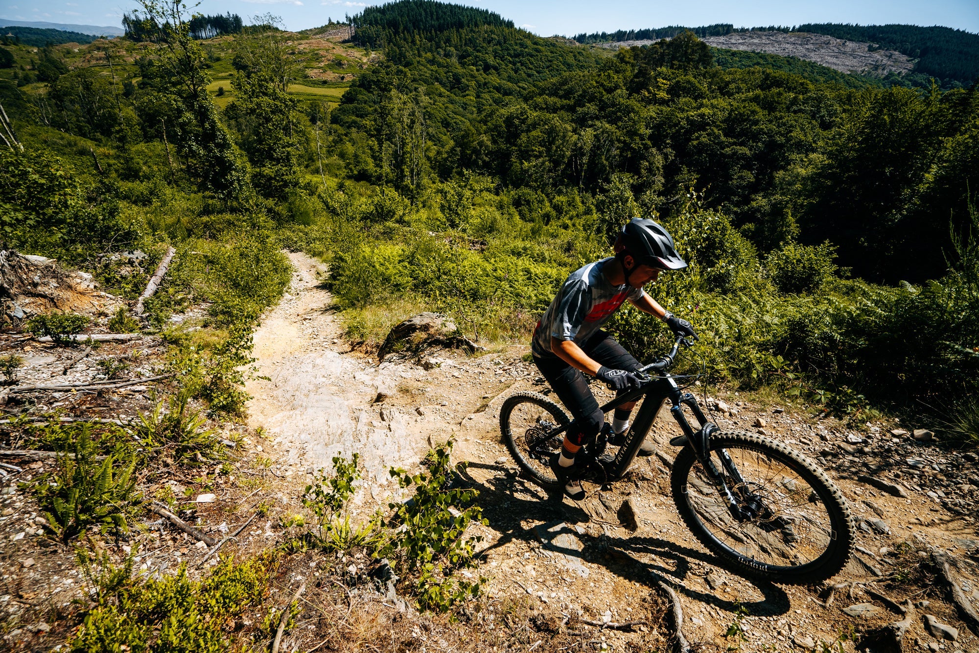 HUNT Proven Carbon Race E_Enduro 27.5 Single Wheel - Image 3