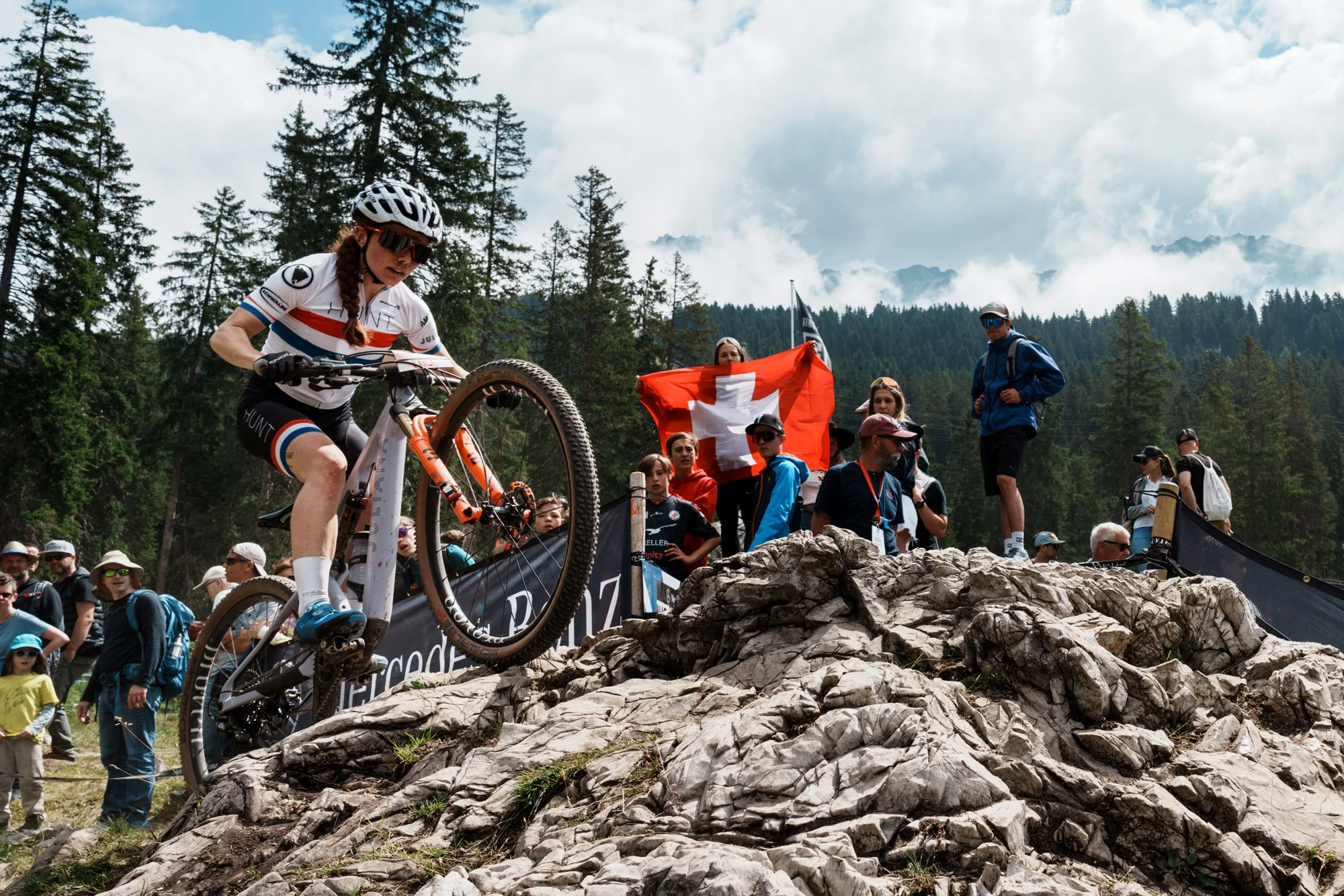 HUNT Proven Carbon Race XC MTB 29 Wheelset - Image 4