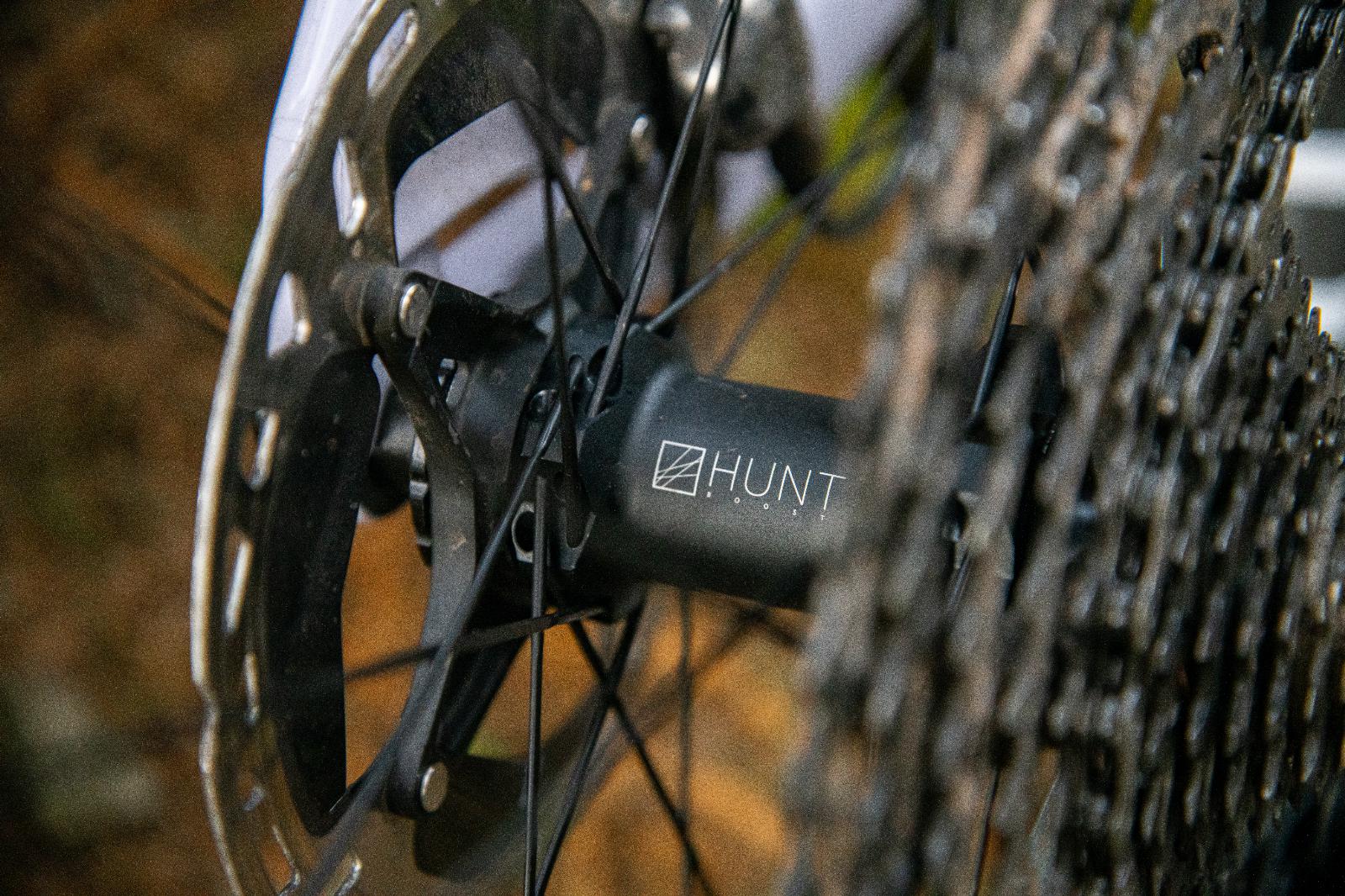 HUNT Proven Carbon Race XC MTB 29 Wheelset - Image 6
