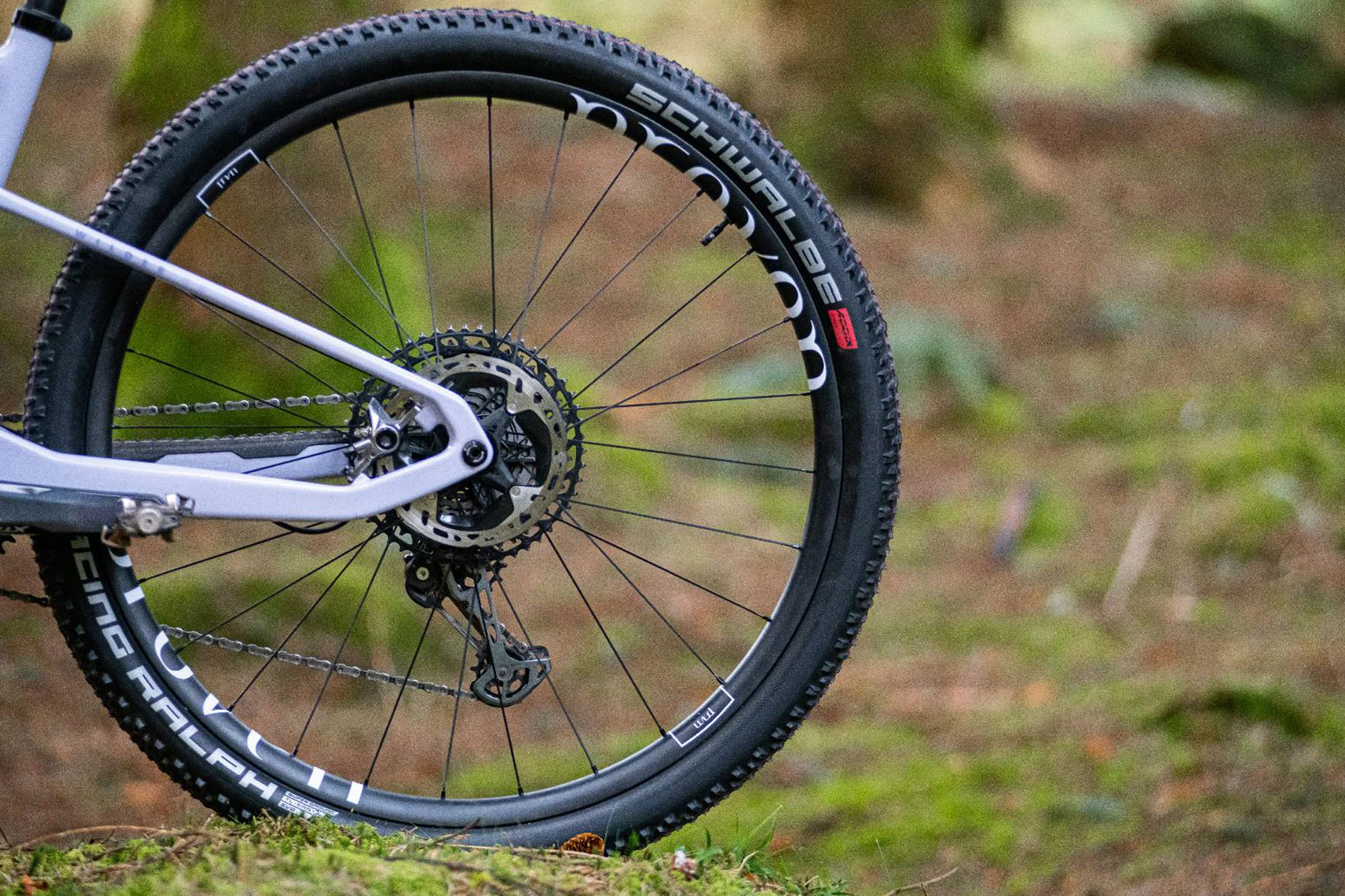 HUNT Proven Carbon Race XC MTB 29 Wheelset - Image 9