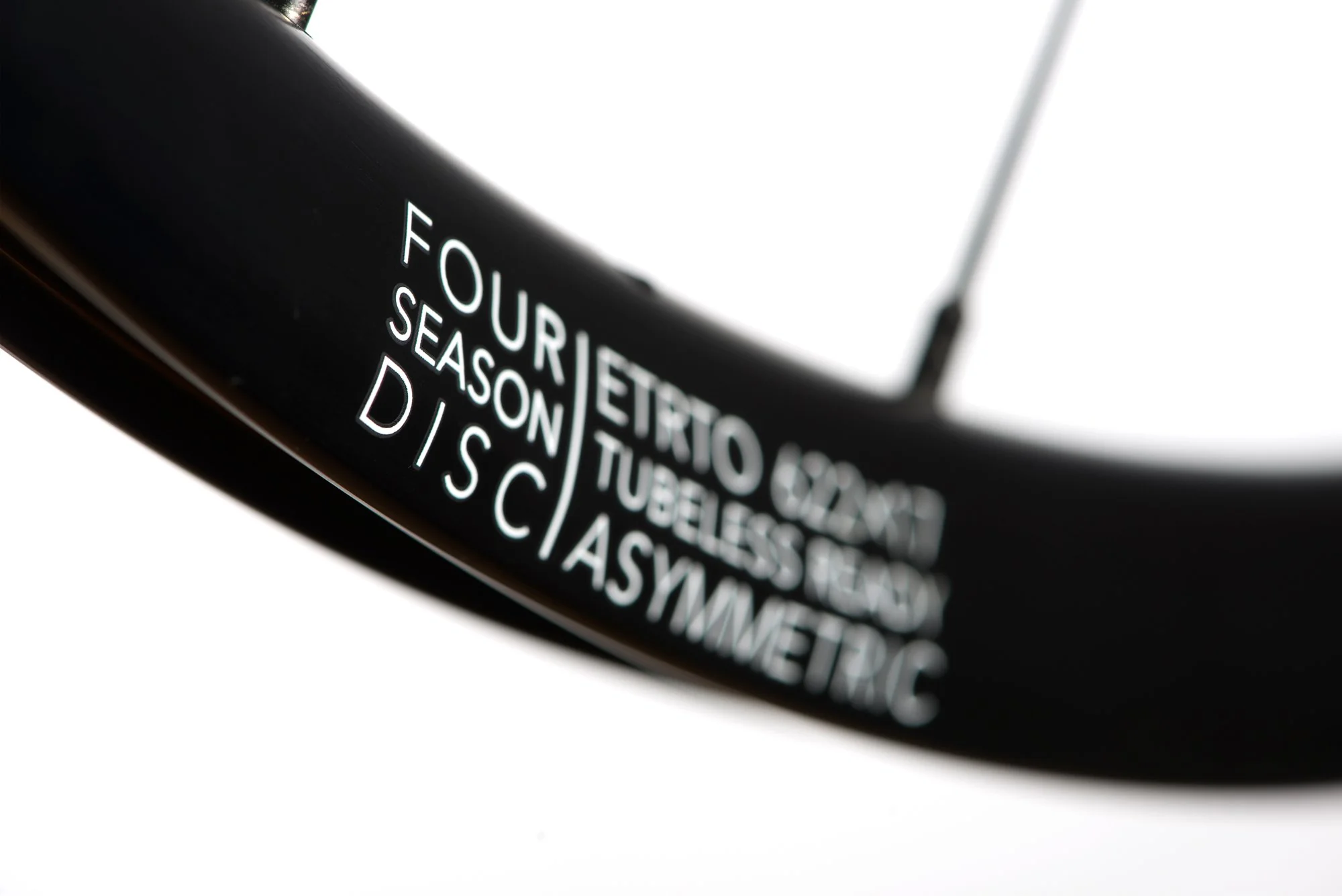 Mason x HUNT 4 Season Disc Rim | Front - Image 6