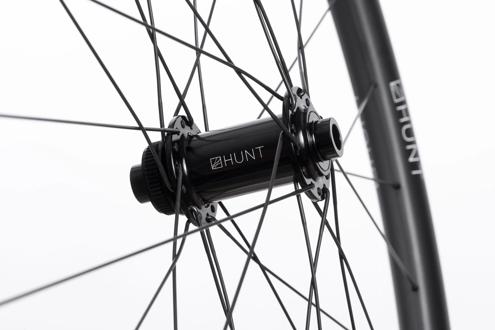 HUNT 25 Carbon Gravel X-Wide Wheelset - Image 10