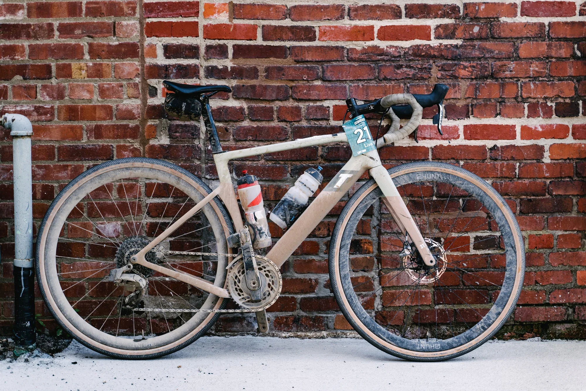 RE:NEW HUNT 35 Carbon Gravel Wheelset | Single Wheel - Image 14