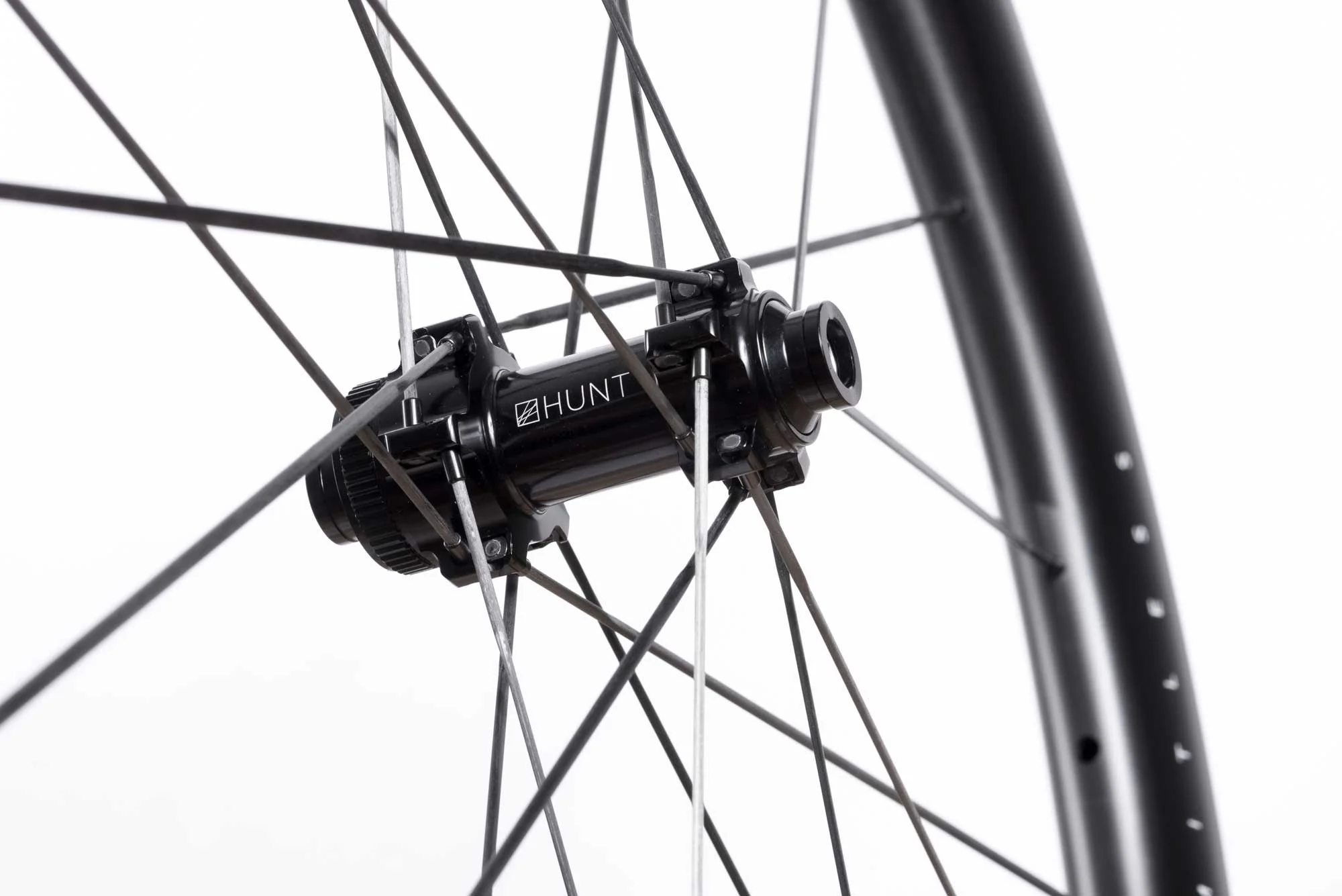 HUNT 40 Limitless Gravel Aero UD Carbon Spoke Wheelset - Image 4